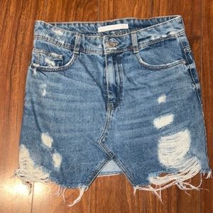 Zara Trafaluc Jean mini skirt